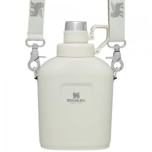 Cream White Stanley The Legendary Classic Insulated Canteen | 1.1QT Water Bottles | 42630-TQIP