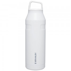 White Stanley IceFlow™ Bottle with Cap and Carry+ Lid | 50 OZ Water Bottles | 31042-FNGW