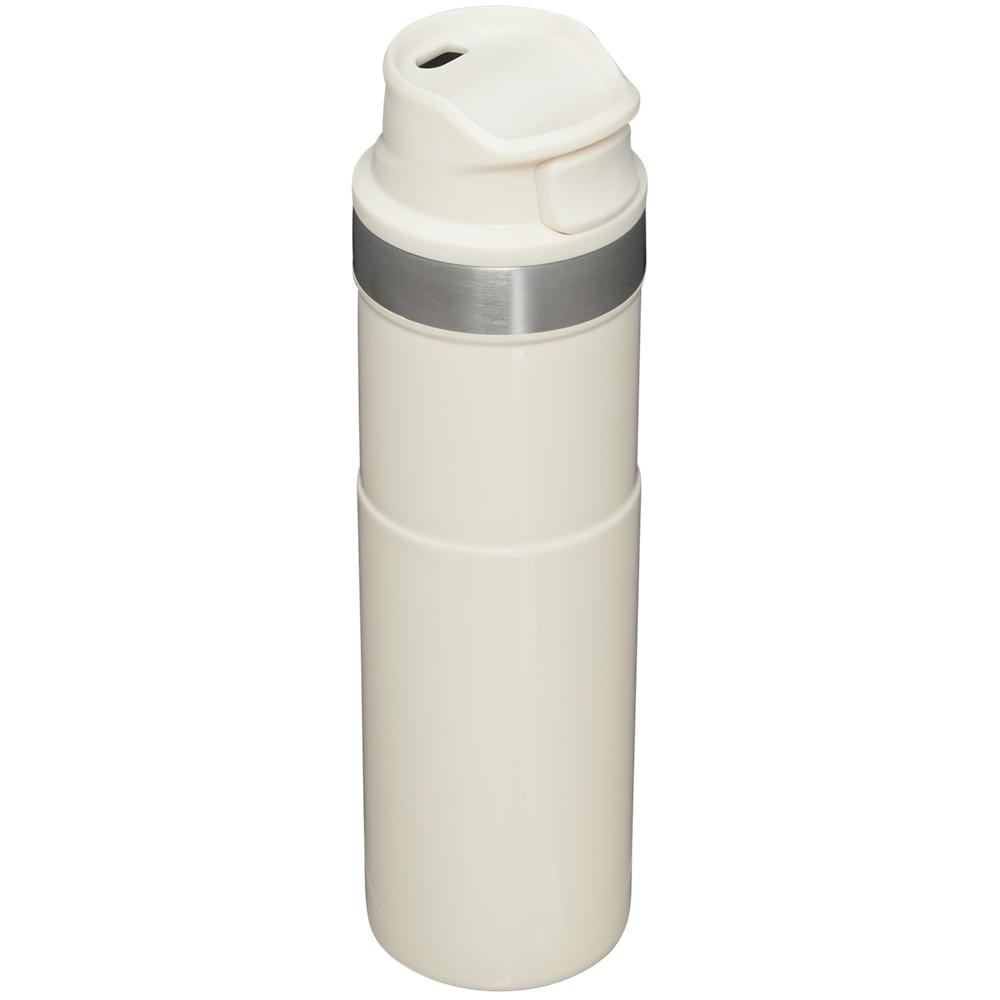 Beige Stanley Classic Trigger Action Travel Insulated Coffee Tumbler | 20 OZ Mugs | 25890-VNPY