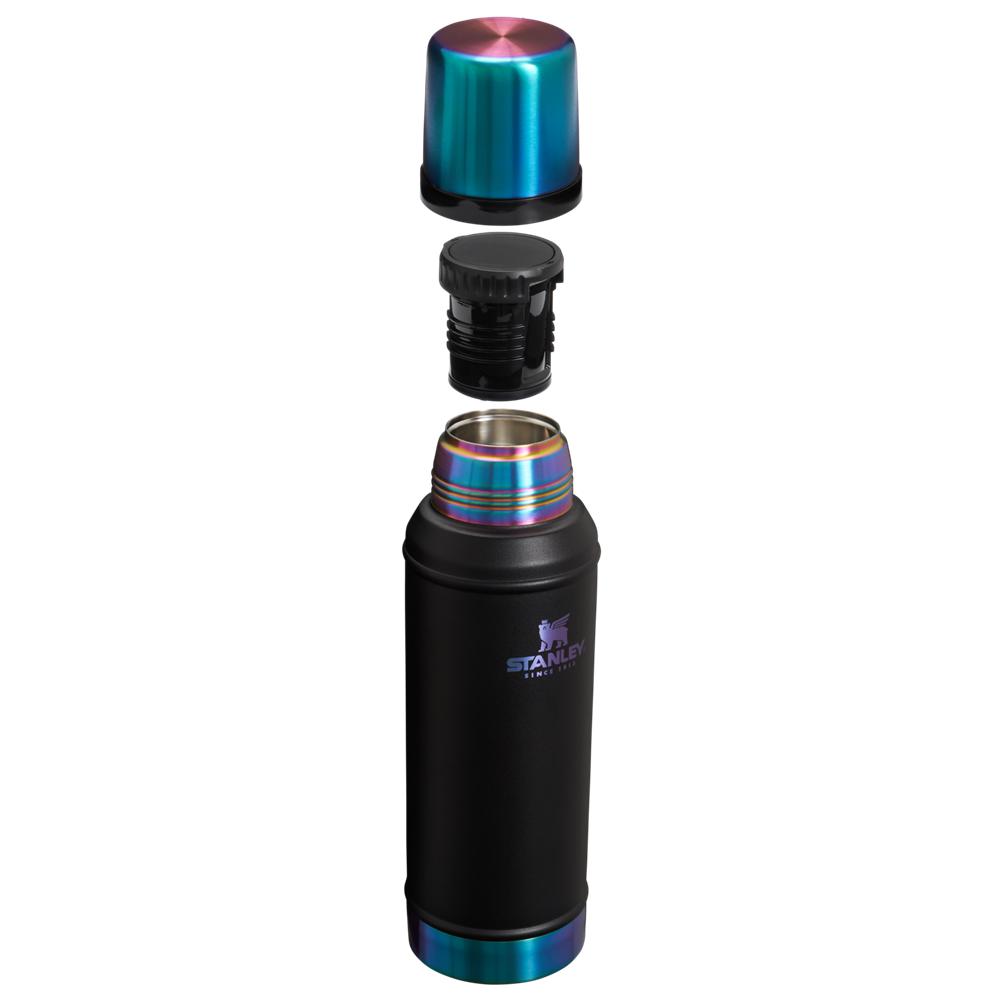 Black Chroma Stanley The Black Chroma Classic Legendary Bottle | 1.0 QT Water Bottles | 83062-NHCF