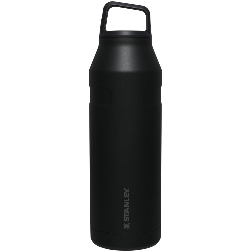 Black Stanley IceFlow™ Bottle with Cap and Carry+ Lid | 50 OZ Water Bottles | 10954-DANC