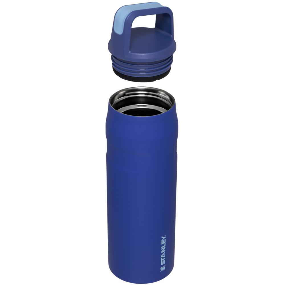 Blue Stanley IceFlow™ Bottle with Cap and Carry+ Lid | 24 OZ Water Bottles | 45826-FXLE