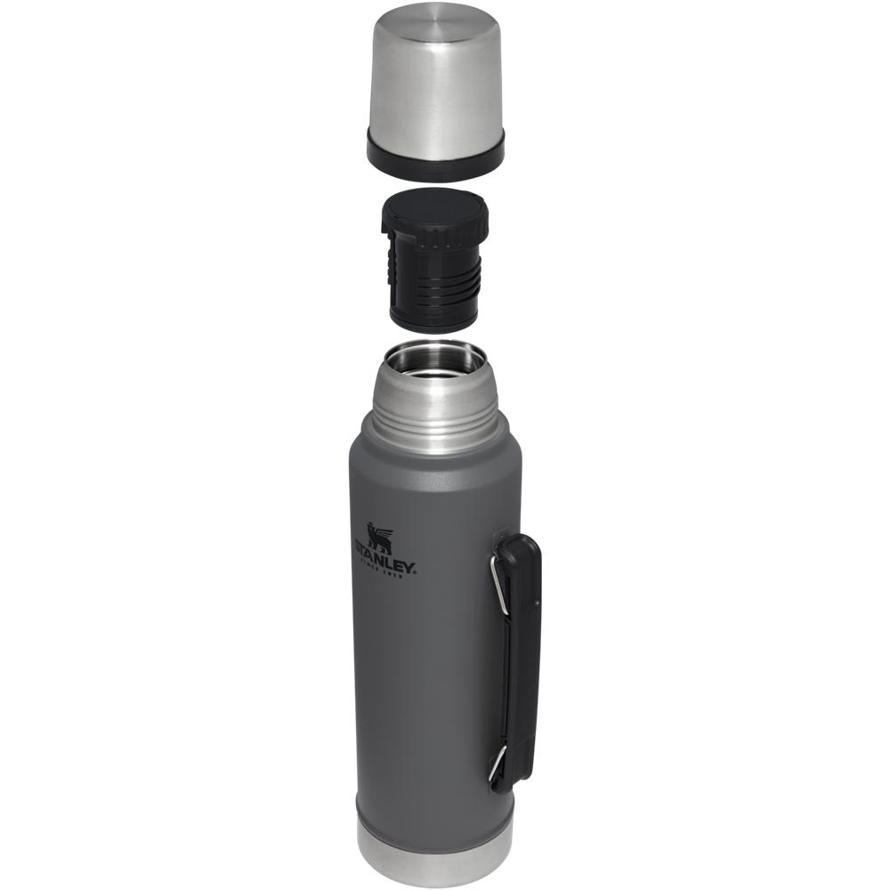 Charcoal Grey Stanley Classic Legendary Vacuum Insulated Bottle | 1.5 QT Vacuum Bottles | 47160-FPNJ