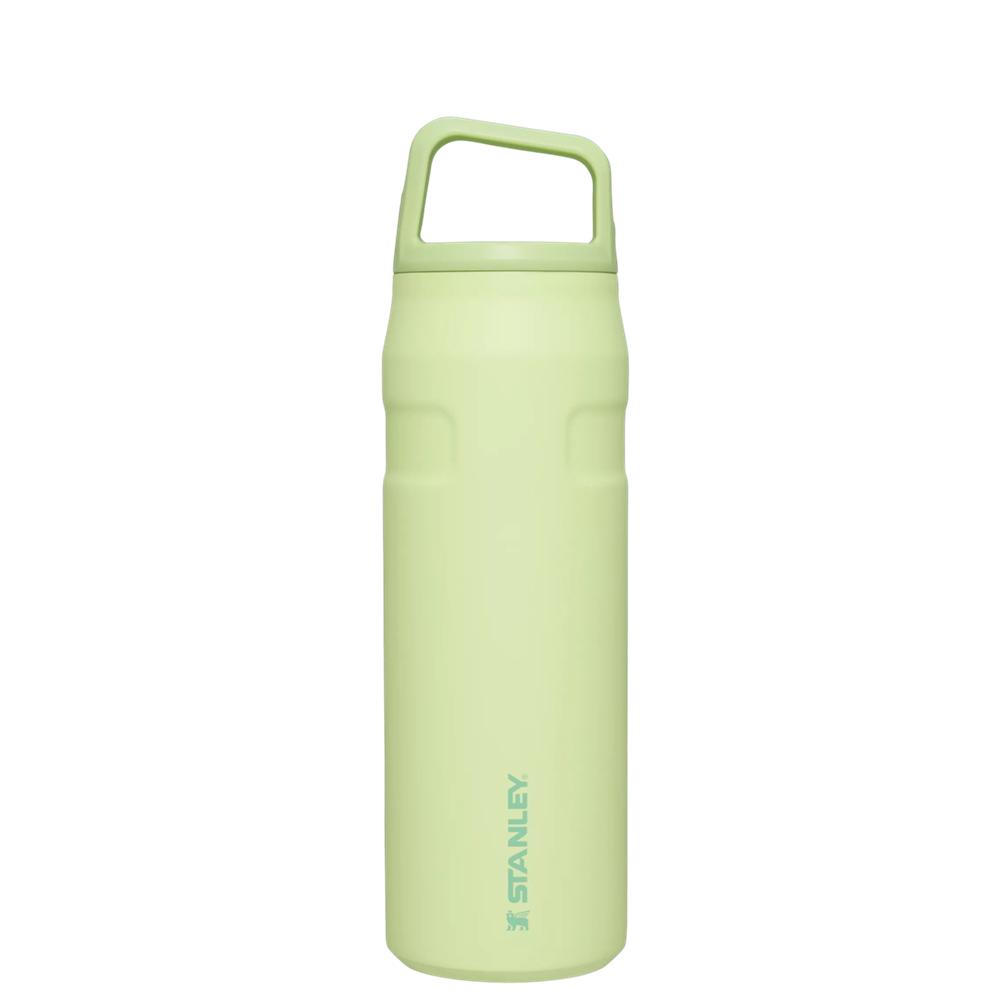 Green Stanley IceFlow™ Bottle with Cap and Carry+ Lid | 24 OZ Water Bottles | 27804-KFBH