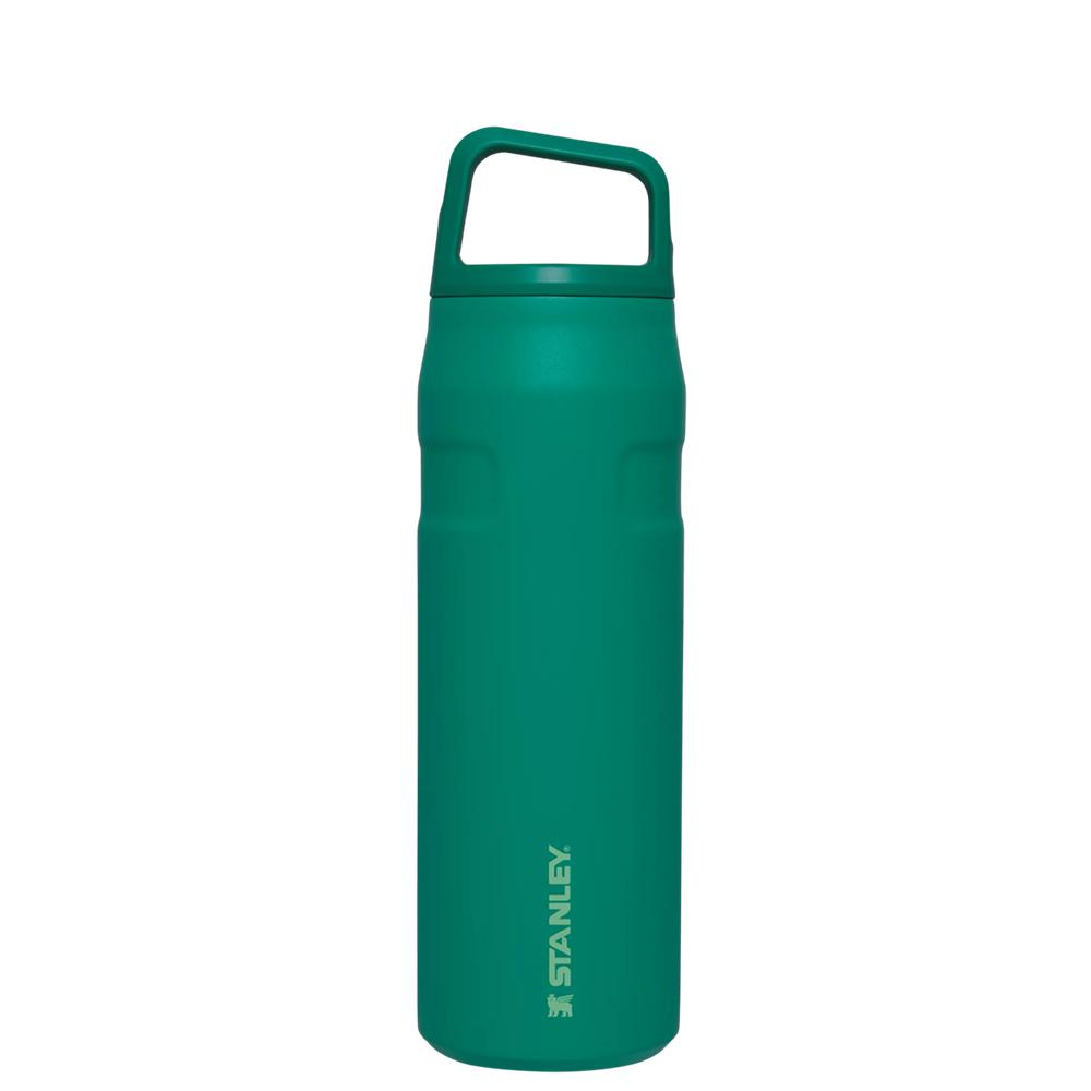 Green Stanley IceFlow™ Bottle with Cap and Carry+ Lid | 24 OZ Water Bottles | 06987-NOJF