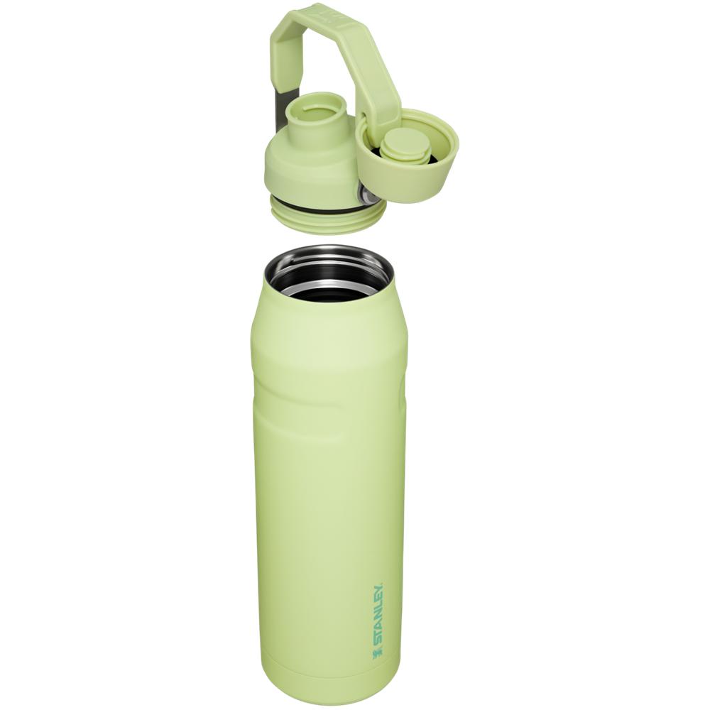 Green Stanley IceFlow Insulated Bottle with Fast Flow Lid | 36 OZ Water Bottles | 52780-KMVJ