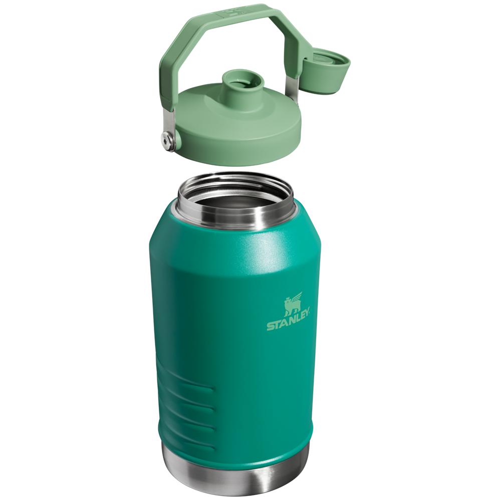 Green Stanley IceFlow™ Jug with Fast Flow Lid | 64 OZ Water Bottles | 45320-XRWG