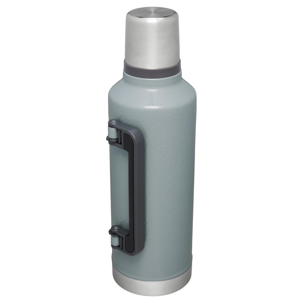 Hammertone Silver Stanley Classic Legendary Vacuum Insulated Bottle | 2.5 QT Vacuum Bottles | 25681-COTZ