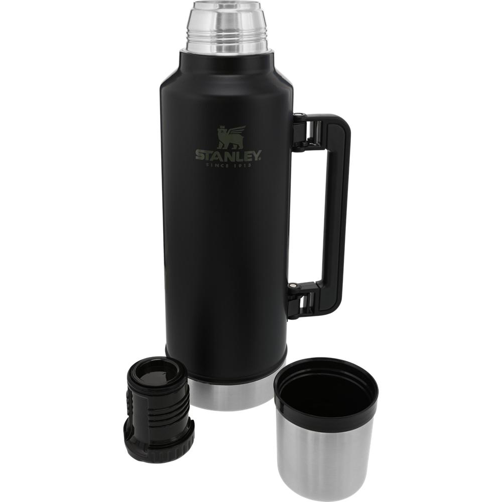 Matte Black Stanley Classic Legendary Vacuum Insulated Bottle | 2 QT Vacuum Bottles | 40527-ZSVJ