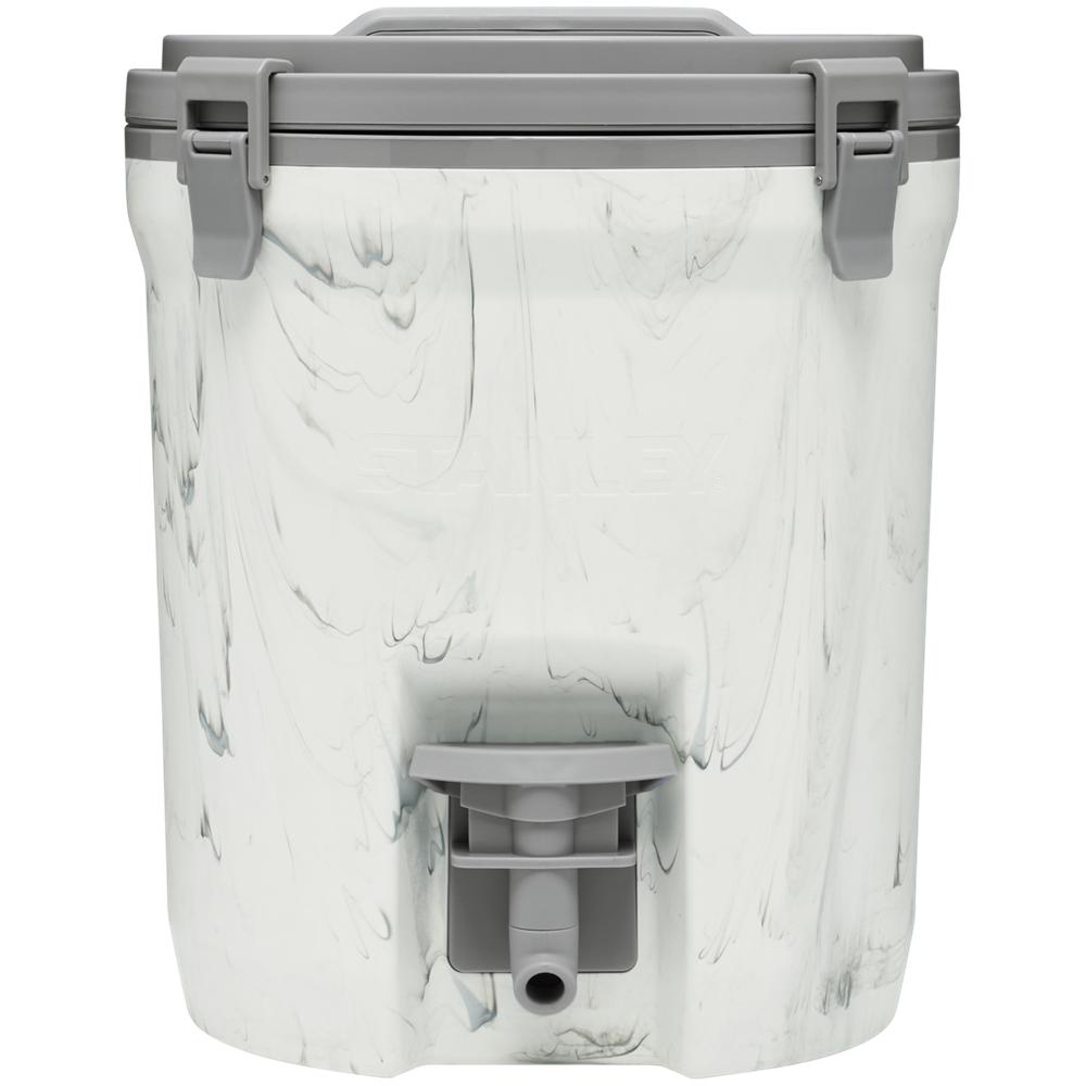 White Stanley Adventure Fast Flow 2 Gallon JUGS | 43518-PHIU