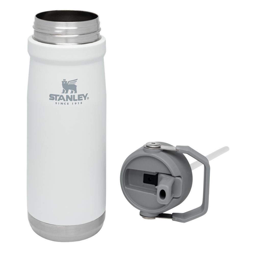 White Stanley The IceFlow Flip Straw Water Bottle | 22 OZ | Insulated Bottle | Stanl Water Bottles | 53971-BKDL