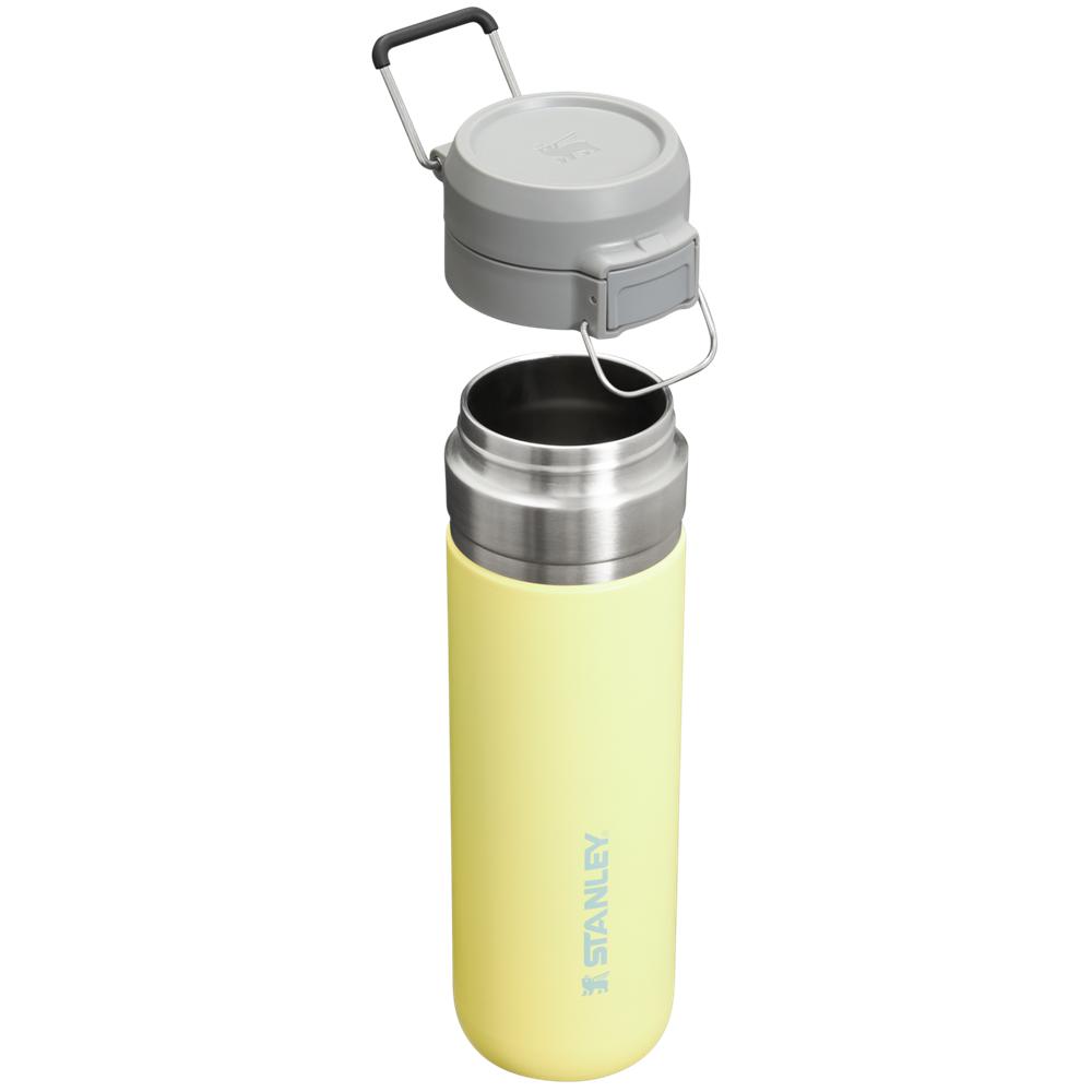 Yellow Stanley The Quick Flip Go | 24 OZ Water Bottles | 21059-XPYB