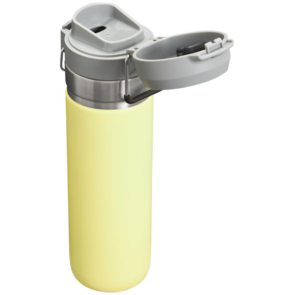 Yellow Stanley The Quick Flip Go | 24 OZ Water Bottles | 21059-XPYB